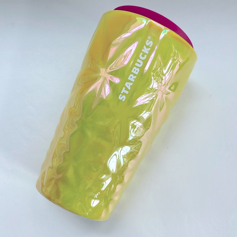 Starbucks NWT Ceramic
Pineapple Hot Coffee Cup 12 oz